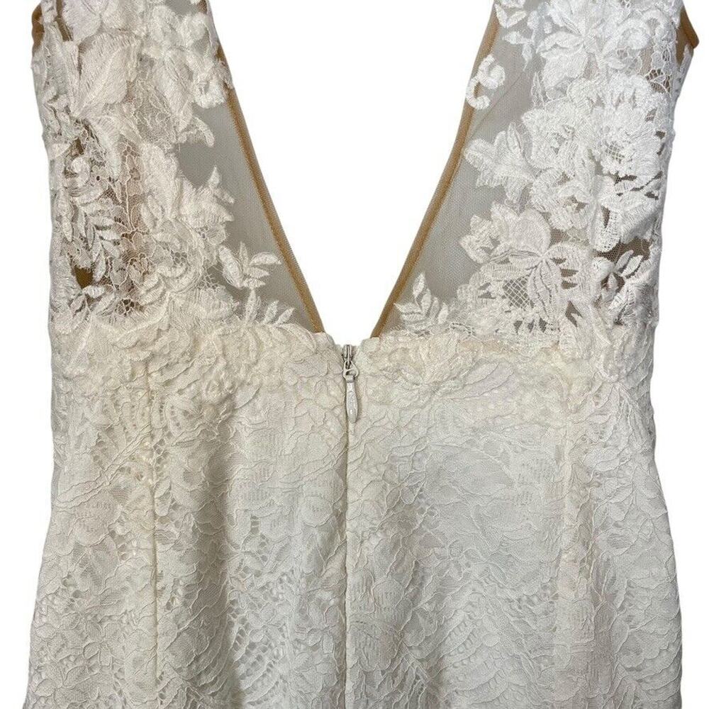 Melissa Sweet Ivory Lace V-Neck Trumpet Wedding Gown - Picture 12 of 16
